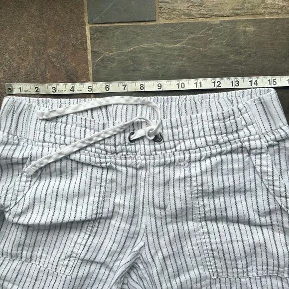 Athleta Bali Linen Striped Cuffed Ankle Pants Size 8T - Picture 6 of 8